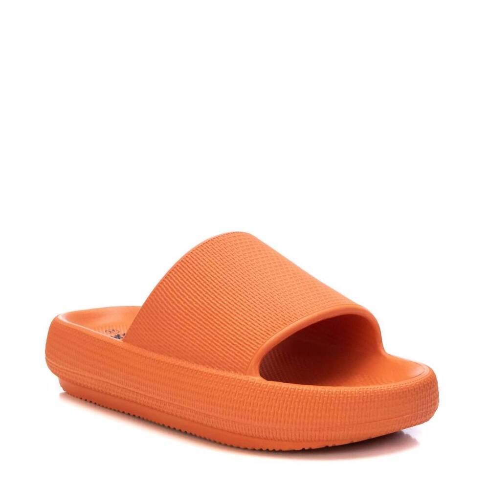 NEW XTI women's rubber flat sandals in orange